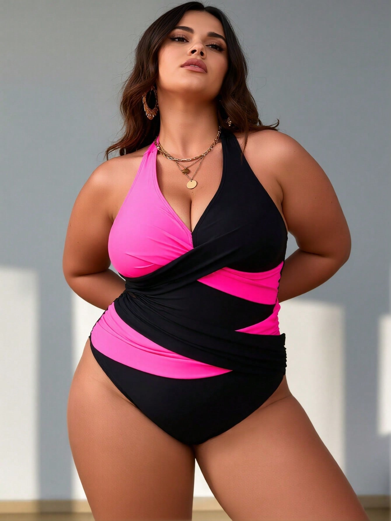 2026 New Plus Size Black & Pink Color Block One-Piece Swimsuit, Halter Deep V, Ruched Waist Beach Swimwear